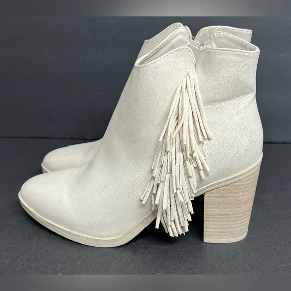 Altar'd State Fringe Suede Booties Women Size 9M - Picture 2 of 10
